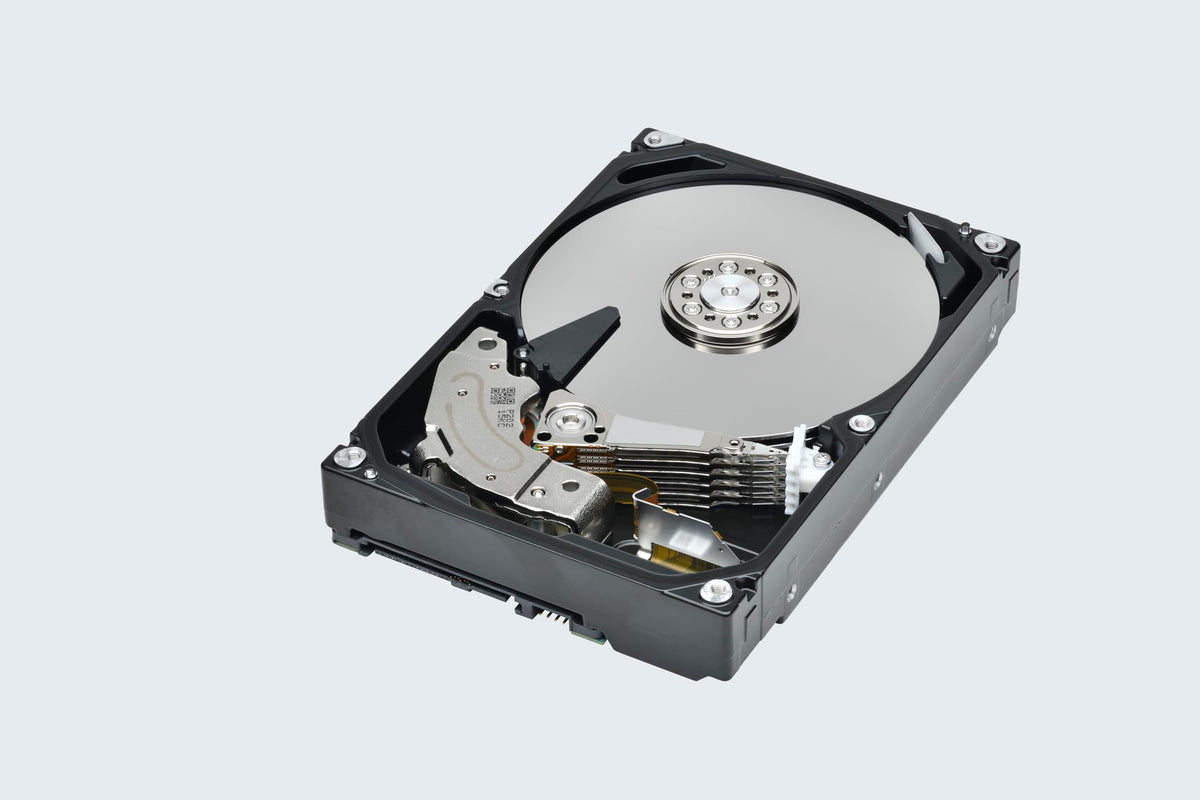 8TB 3.5-Inch Internal Hard Drive Y536