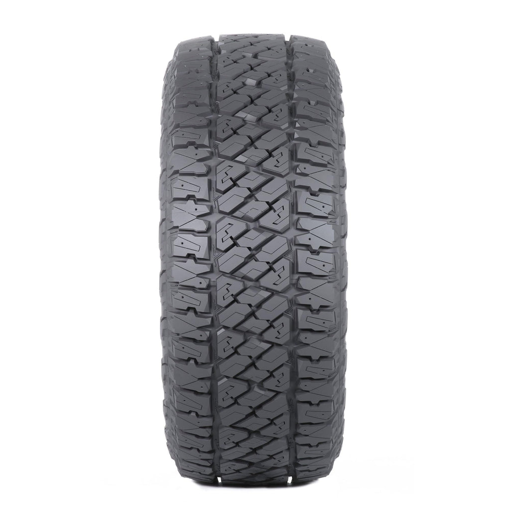 275/55R20XL 117T Light Truck & SUV Tire N680328