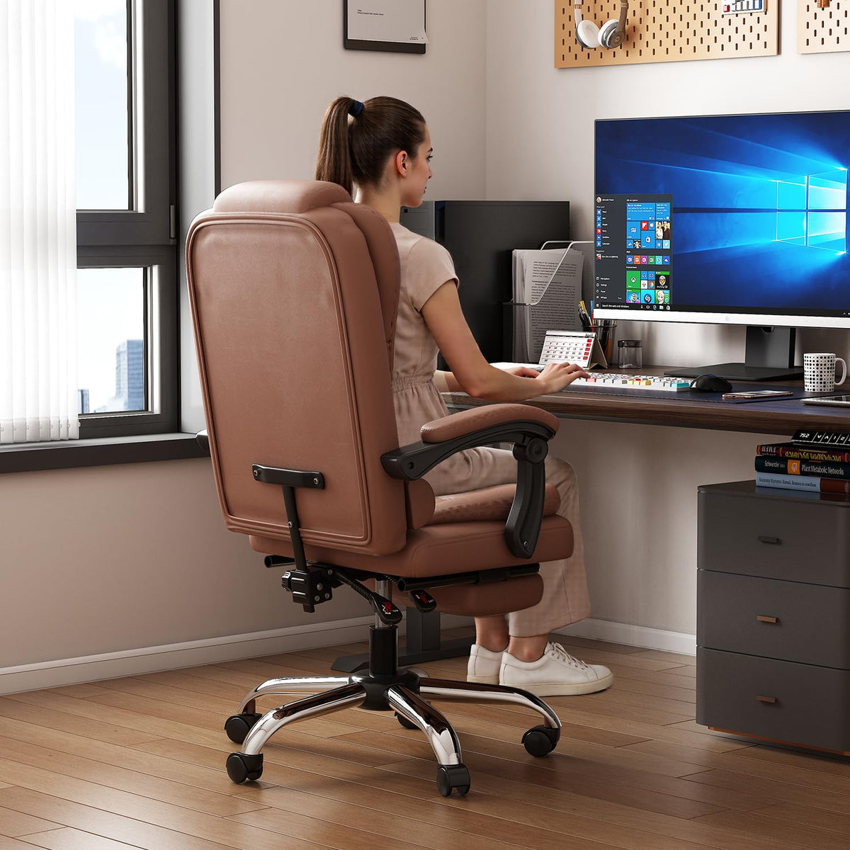Ergonomic High Back Office Chair with Lumbar Support and Footrest E936929