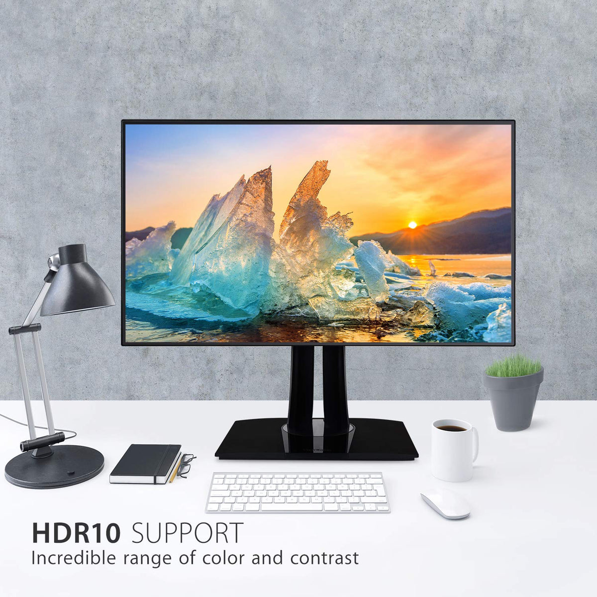 32-Inch IPS 4K Monitor with HDR10 Q295